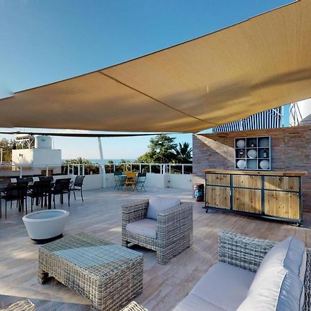 Penthouse - Private Roof Terrace - Sea & Mountain View Apartman Grand-Baie Kültér fotó